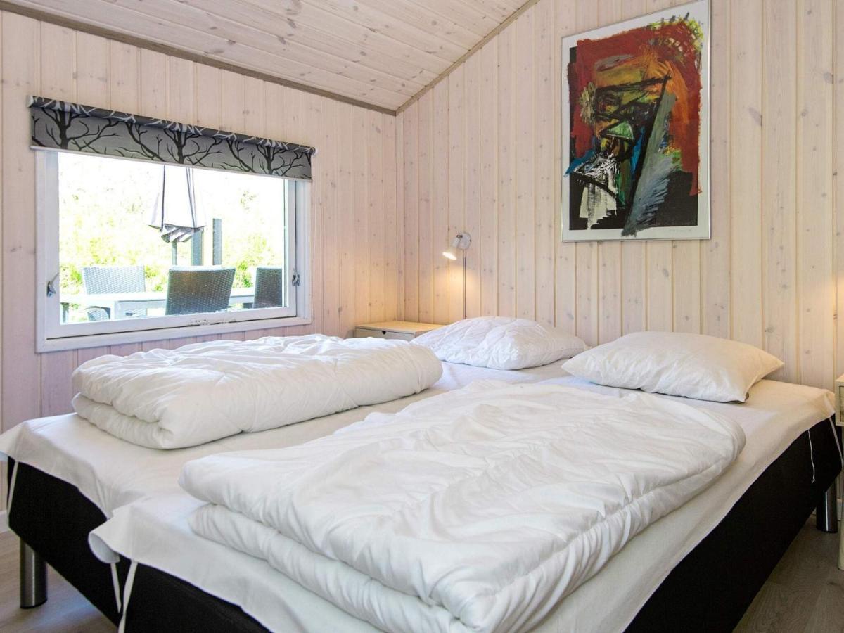 8 Person Holiday Home In 하일스 외부 사진